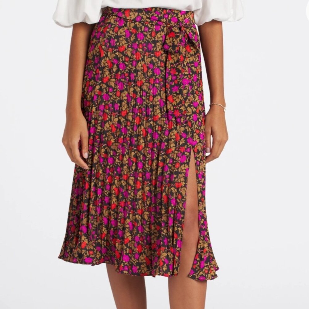 Skies Are Blue Saige Pleated Midi Skirt